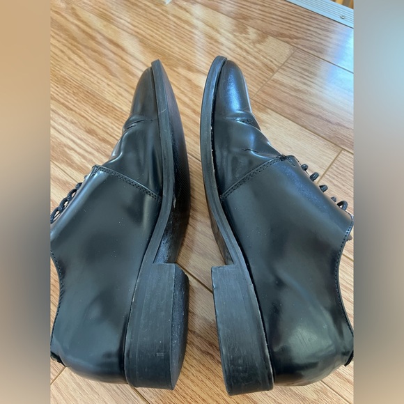 Simons Glossy Black Womens Oxfords size 38 - Picture 3 of 5